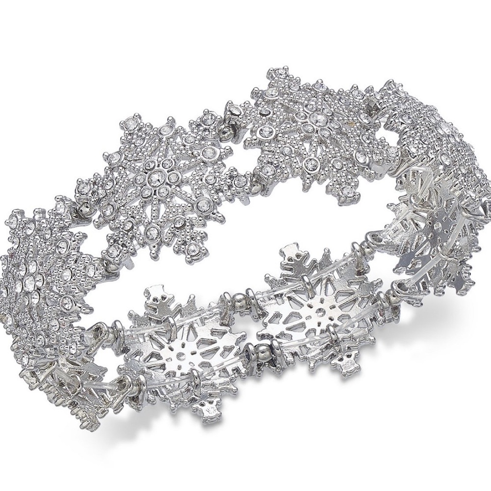 NWT Silver-Tone Crystal‎ Snowflake Stretch Bracelet